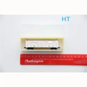 Vintage White Freight Boxcar Model 1/160 Scale 10 S1a713ee3ad5f4711a53d6b1323bbd275T