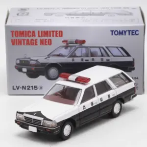Nissan Gloria Van V20E Diecast Model by WELLY 8 S1a7272f4db724a4aa0aee6f759dff5c1q