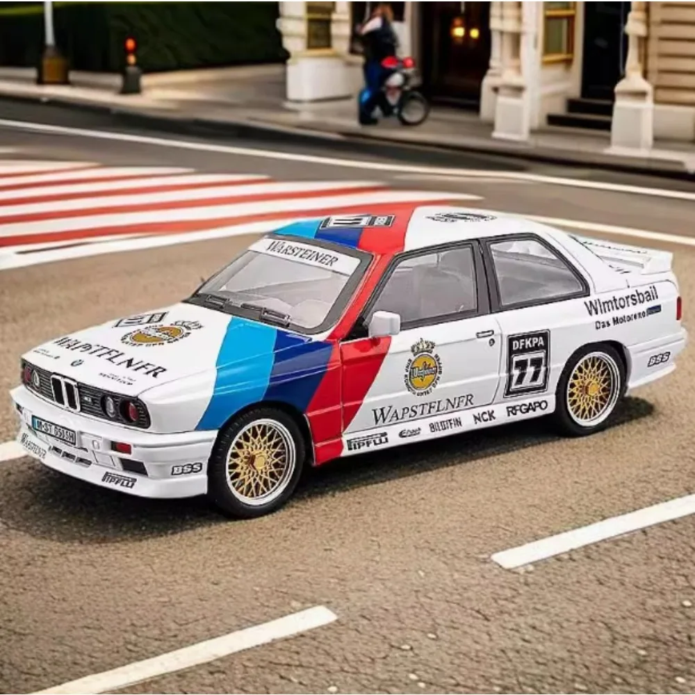 BMW M3 Sport EVO 1:24 Diecast Model Car 3 BMW M3 Sport EVO 1:24 Diecast Model Car - Image 3