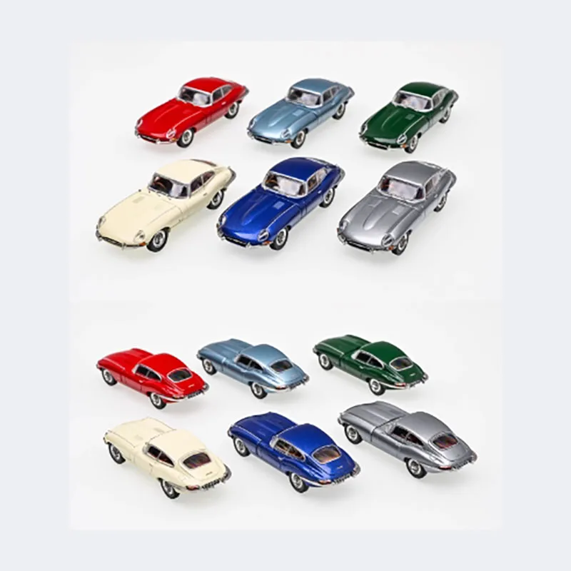 1961 Jaguar E-Type Diecast Model 1/64 Scale 4 1961 Jaguar E-Type Diecast Model 1/64 Scale - Image 4