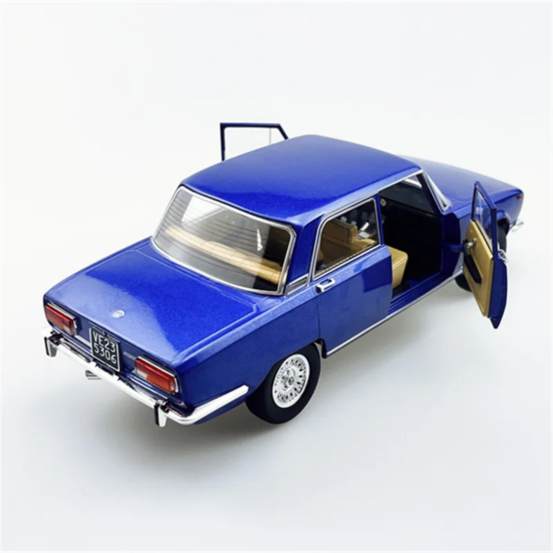 1:18 Alfa Romeo Alfetta GTV 2000L Diecast Model 6 1:18 Alfa Romeo Alfetta GTV 2000L Diecast Model - Image 6