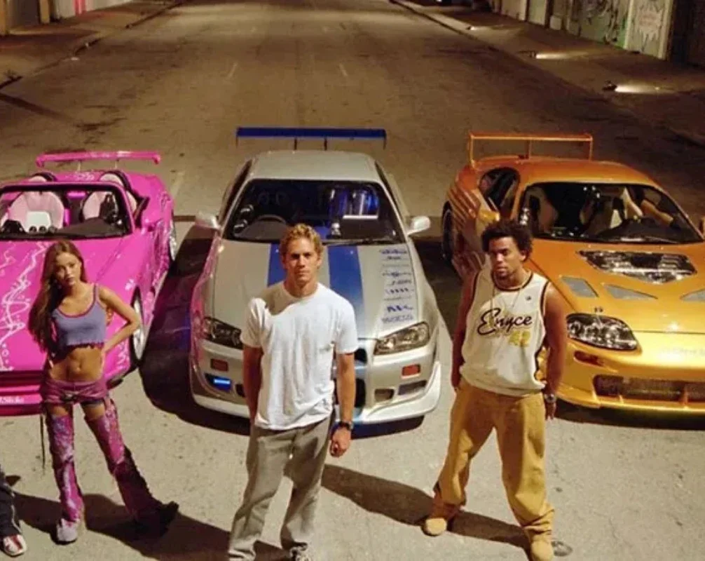 Nissan Skyline GT-R R34 Diecast Model 1:24 Scale 6 Nissan Skyline GT-R R34 Diecast Model 1:24 Scale - Image 6