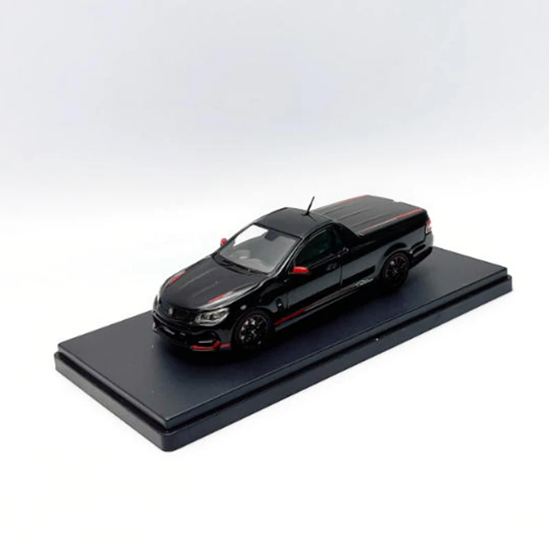 Holden VF11 Magnum Ute 1/43 Alloy Model 2 Holden VF11 Magnum Ute 1/43 Alloy Model - Image 2