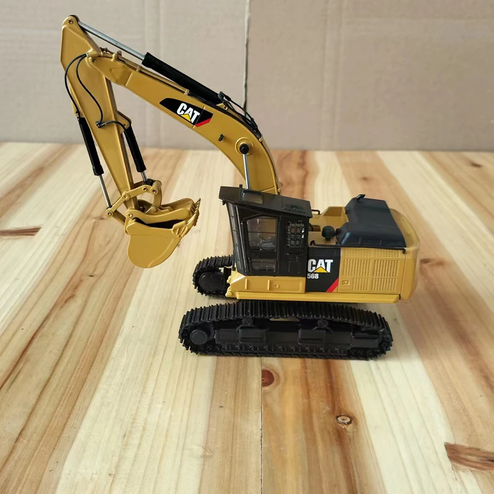 CAT 568GF Excavator Miniature Model 1:50 Scale 3 CAT 568GF Excavator Miniature Model 1:50 Scale - Image 3