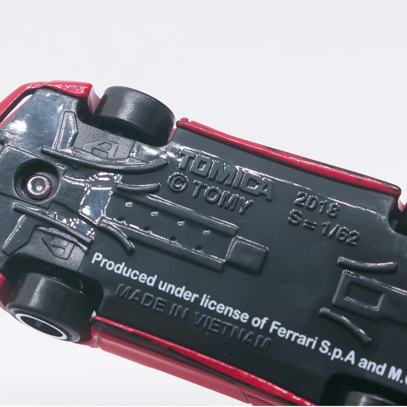 Ferrari 488 GTB Alloy Miniature Model 5 Ferrari 488 GTB Alloy Miniature Model - Image 5