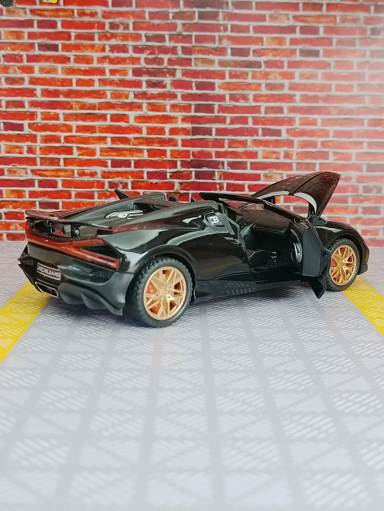 Yellow Bugatti Mistral 1:32 Diecast Model for Collectors 5 Yellow Bugatti Mistral 1:32 Diecast Model for Collectors - Image 5