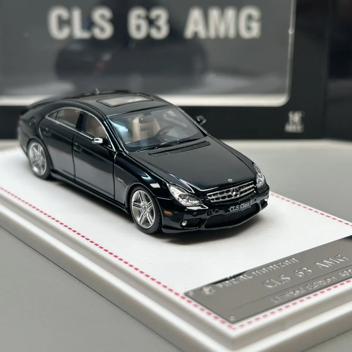 Red Mercedes-Benz CLS 63 AMG Diecast Model 1:64 6 Red Mercedes-Benz CLS 63 AMG Diecast Model 1:64 - Image 6