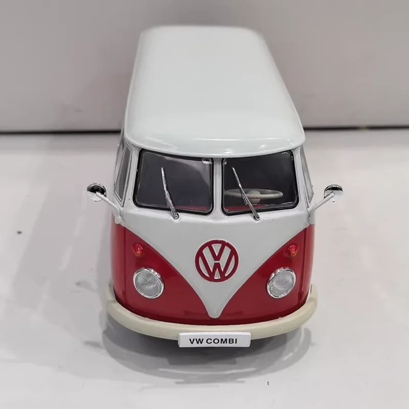Volkswagen T1 Type 2 1:24 Scale Collectible Model 5 Volkswagen T1 Type 2 1:24 Scale Collectible Model - Image 5