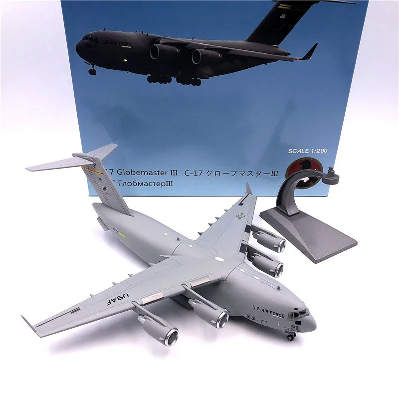 U.S. Army C-17 Globemaster III Model 1:200 Scale 5 U.S. Army C-17 Globemaster III Model 1:200 Scale - Image 5