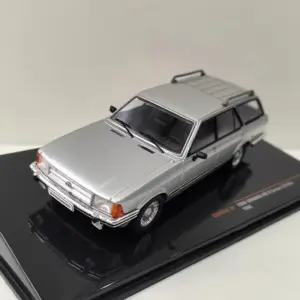 Vintage MKII Turnier 2.8i 1/43 Scale Diecast Model 8 S1d3fd0c17cd843cb8f810fb769f72211d