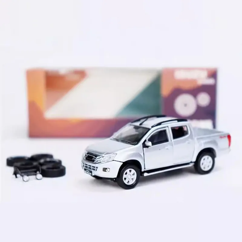 1:64 Isuzu D-Max Collectible Diecast Model 5 1:64 Isuzu D-Max Collectible Diecast Model - Image 5