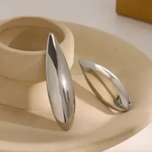 S1d493e39cbd24368a6c53e4a1276ced6a