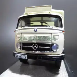 Vintage Mercedes-Benz LP911 Transporter Model 9 S1d7d22ed399e44ecbb21432f00508febR