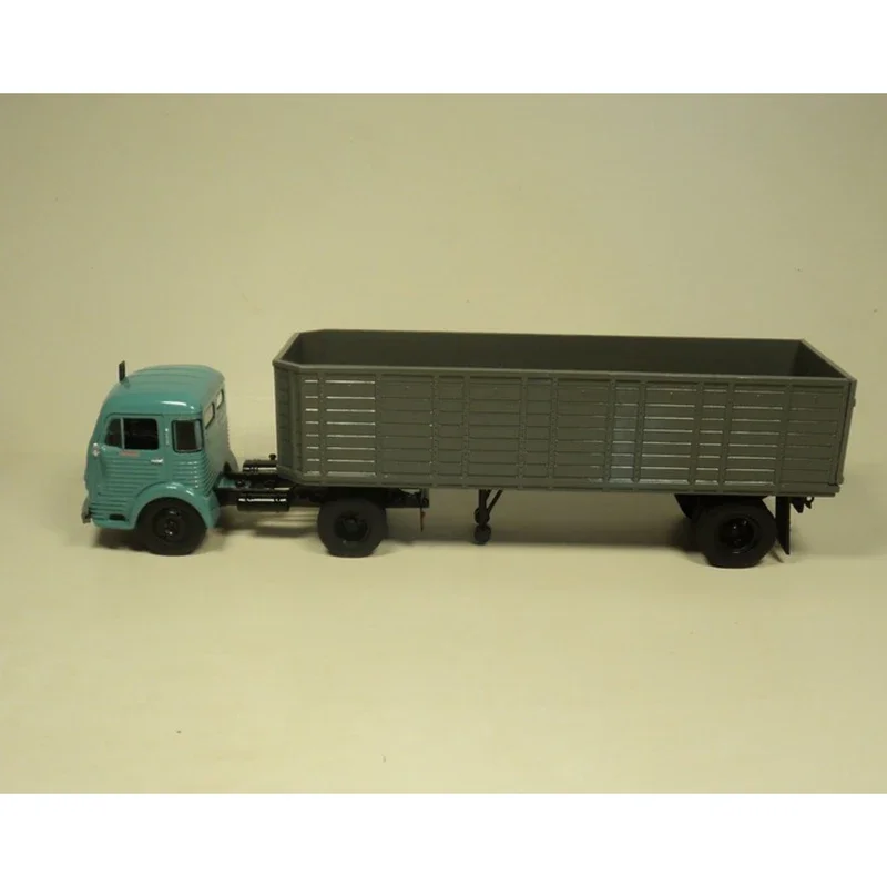 Vintage Ford SAF Cargo Truck Model 1:43 2 Vintage Ford SAF Cargo Truck Model 1:43 - Image 2