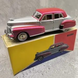 1941 Cadillac Fleetwood Diecast Model Collection 18 S1e25b246d0814b11b2f925f5a250555eM
