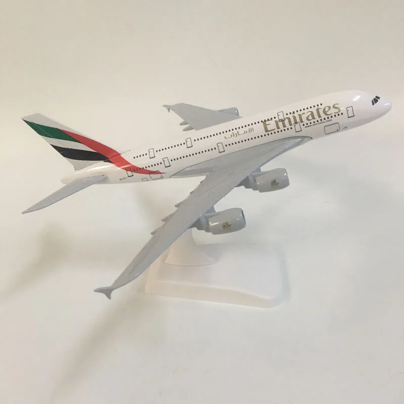 Emirates Airbus A380 20cm Diecast Model 6 Emirates Airbus A380 20cm Diecast Model - Image 6