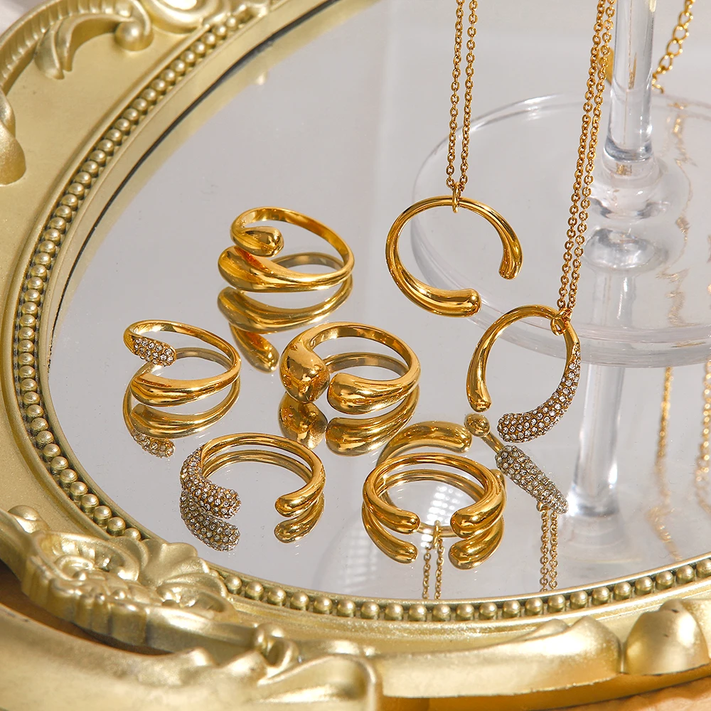 Stainless Steel Jewelry Set with PVD Gold 2 Stainless Steel Jewelry Set with PVD Gold - Image 2