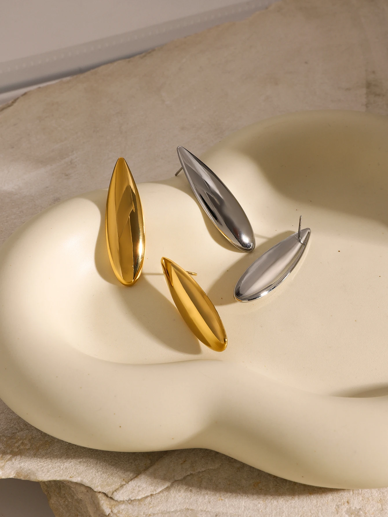 Stainless Steel Water Drop Earrings JDEW2405029 3 Stainless Steel Water Drop Earrings JDEW2405029 - Image 3