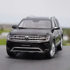 VW New Teramont 1:18 Alloy Model in Metallic Brown 8 S1f24fdfc4f9b4ccb9254bef64a620d7bx