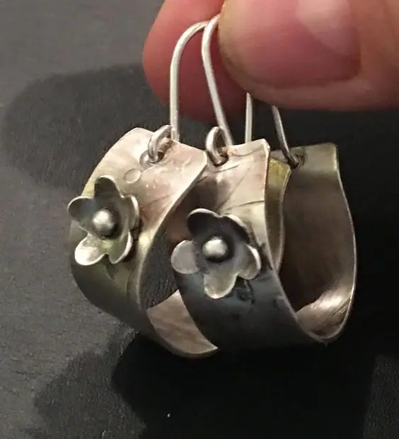 Silver Flower Geometric Earrings 2 Silver Flower Geometric Earrings - Image 2