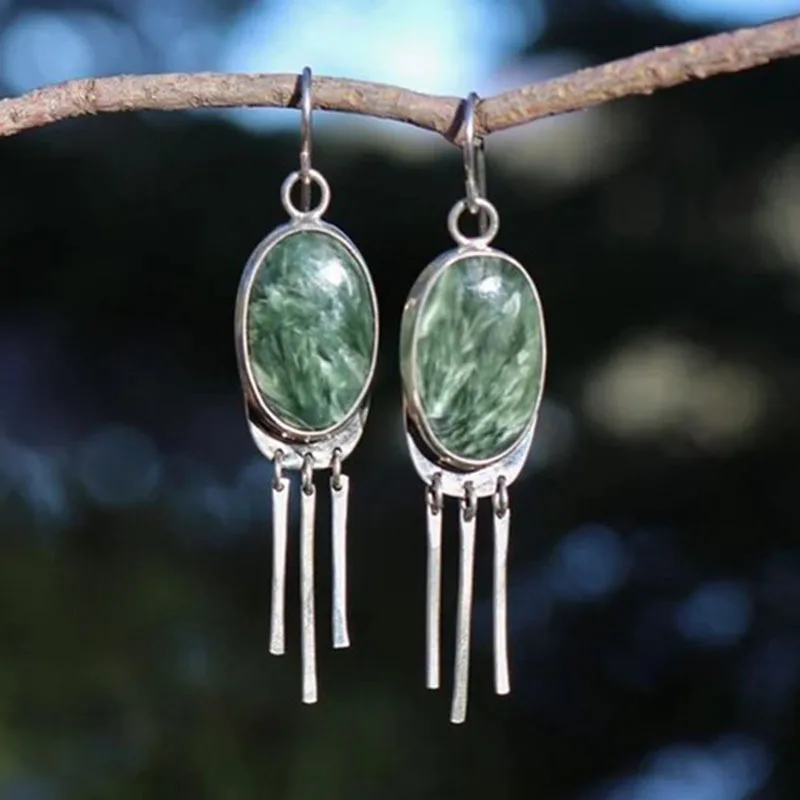 Vintage Silver Green Stone Dangle Earrings 2 Vintage Silver Green Stone Dangle Earrings - Image 2