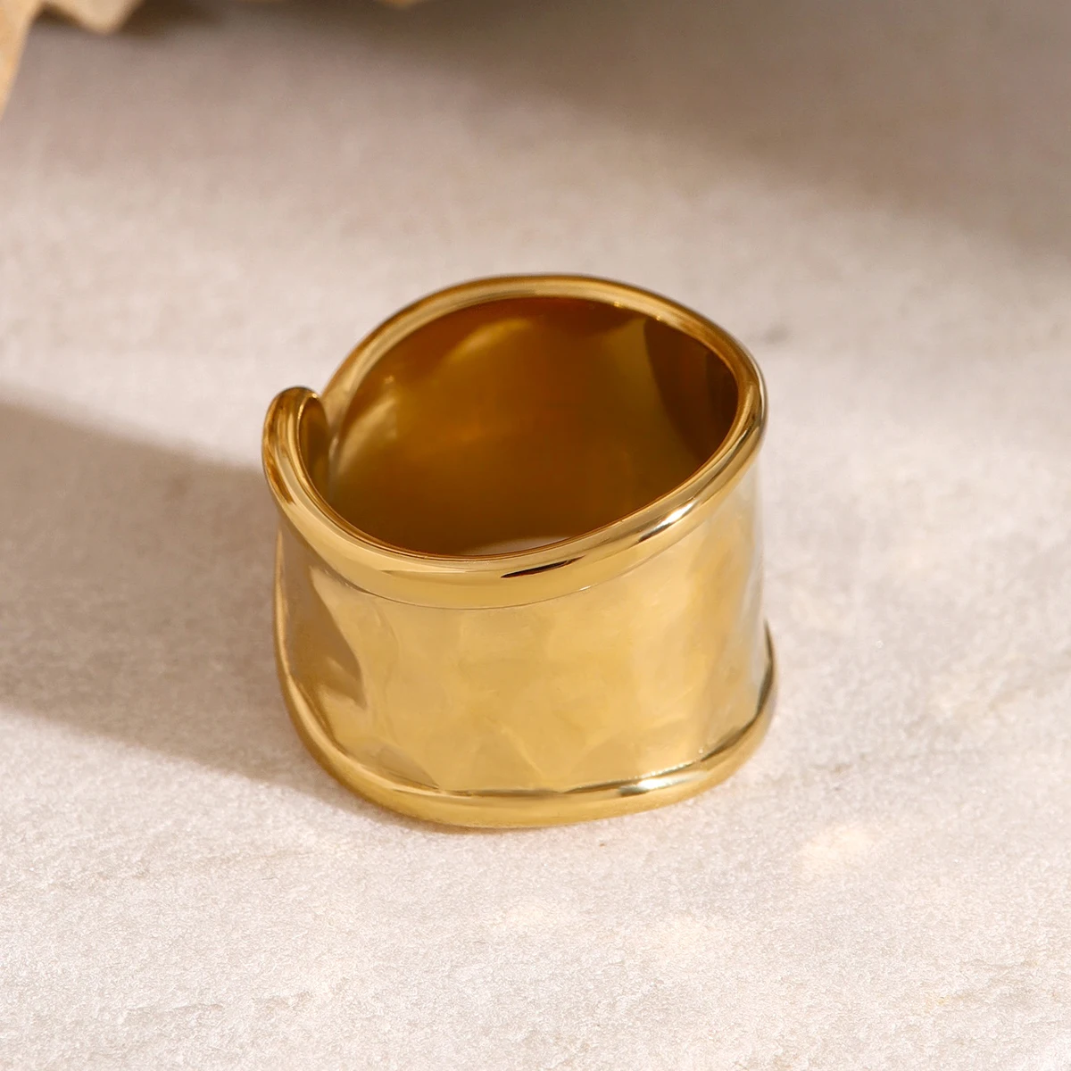 Stainless Steel Hammered Wide Ring JDR2405054 5 Stainless Steel Hammered Wide Ring JDR2405054 - Image 5