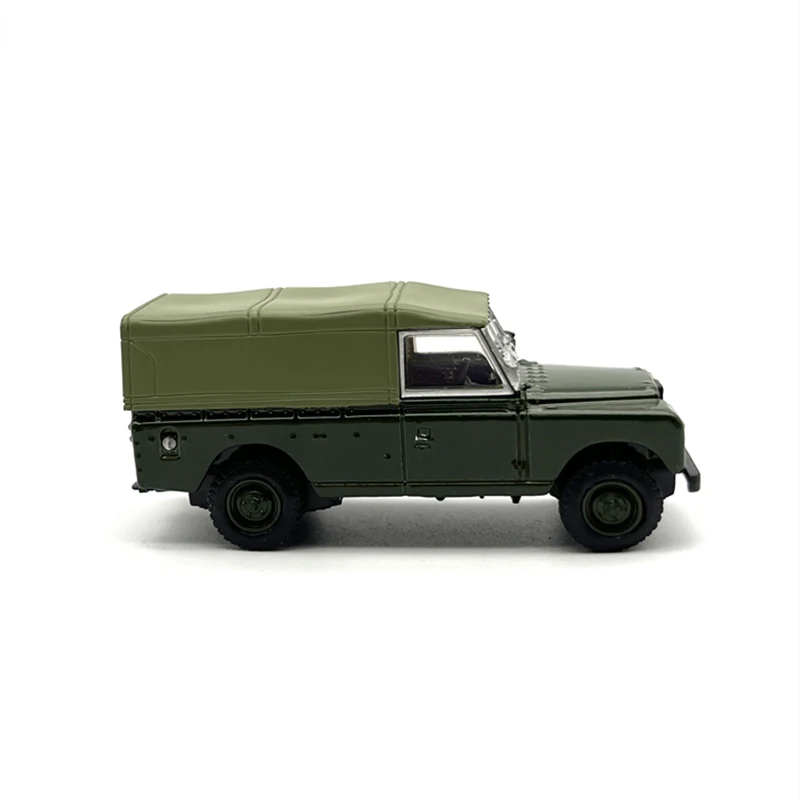 Vintage Land Rover II Canvas Transport Model 1:76 Scale 5 Vintage Land Rover II Canvas Transport Model 1:76 Scale - Image 5