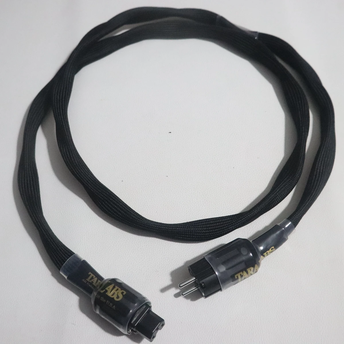 Apollo 8N Pure Copper Power Cable for Audio 2 Apollo 8N Pure Copper Power Cable for Audio - Image 2