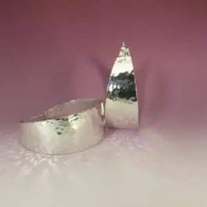 Silver Geometric Hoop Earrings for Women 11 S1f886c6046924b44b9a4ca5327e0ee3dr