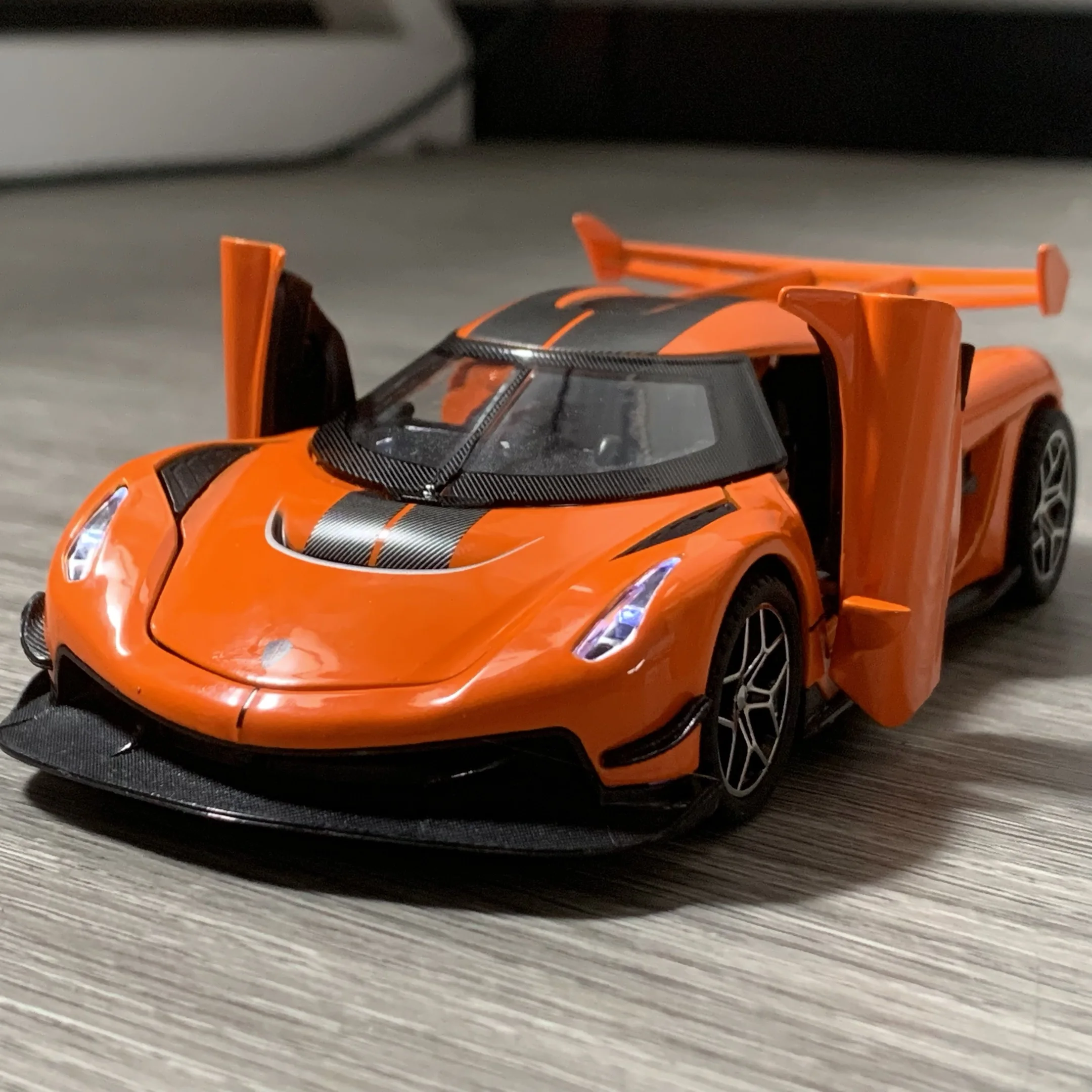 1:32 Jesko Super Sports Car Diecast Model 5 1:32 Jesko Super Sports Car Diecast Model - Image 5