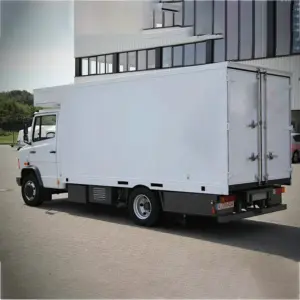 White Benz 814D Long 1993 Die-Cast Model 10 S1fb5066be3324cc4a61e9646424e8c837