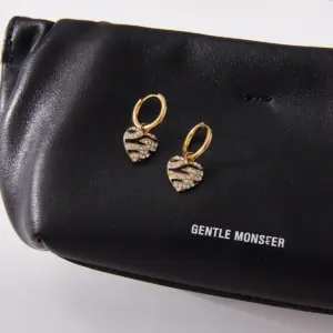 Heart-Shaped Stainless Steel Earrings with Rhinestones 10 S1ff74f78ab3a4930bdb55fef86fcb56dC