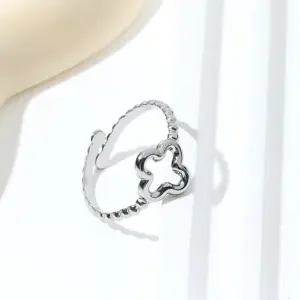 Gold Four-Leaf Clover Adjustable Ring for Women 9 S2024273e149f4187a2c0783920d737c7K
