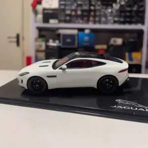 Jaguar F-TYPE Coupe R 1:43 Diecast Model 7 S20391fa02352408582fc3f93d3c3e245F