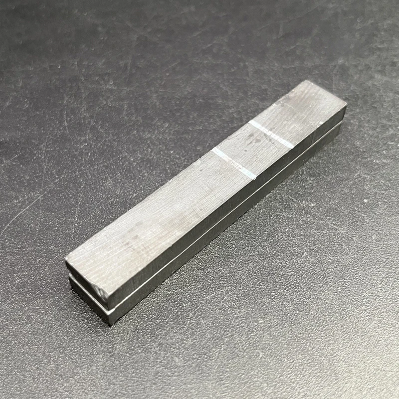 Ferrite Magnet Set for Guitar Pickups 5 Ferrite Magnet Set for Guitar Pickups - Image 5