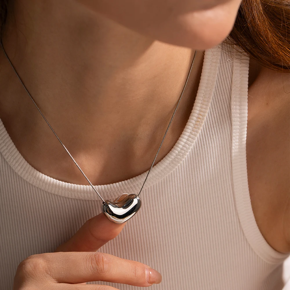 Stainless Steel Heart Necklace for Women 6 Stainless Steel Heart Necklace for Women - Image 6