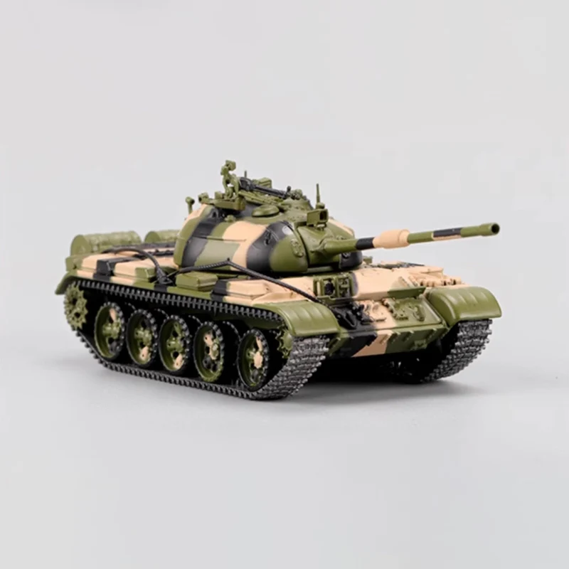 1:64 Scale Camouflage Military Tank Model 5 1:64 Scale Camouflage Military Tank Model - Image 5