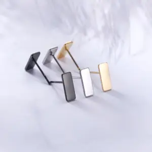 Gold Heart Stud Earrings for Women 14 S211cf89e02004acbac1fa6a3617fd1a6w