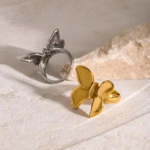 S21226261cc4b4a75b439205f5931c566d