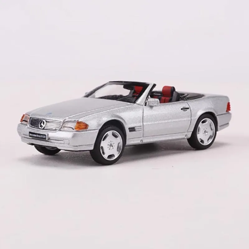Mercedes-Benz SL500 1/64 Scale Diecast Model 2 Mercedes-Benz SL500 1/64 Scale Diecast Model - Image 2