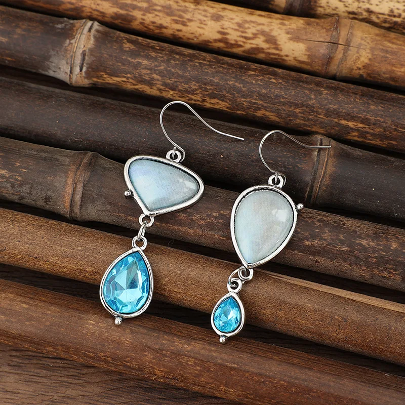 Vintage Silver Earrings with Blue Stones 4 Vintage Silver Earrings with Blue Stones - Image 4