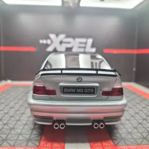 BMW M3 GTR E46 1:18 Resin Model with Authentic Details 10 S218d1921461f49789bab58d91c179176N