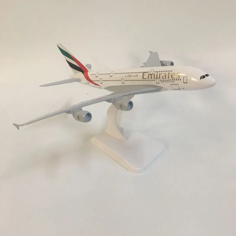 Emirates Airbus A380 20cm Diecast Model 5 Emirates Airbus A380 20cm Diecast Model - Image 5