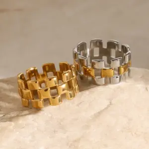 S22591d13e43243f78d34f5a6b0ba165bq