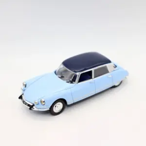 1967 Citroën DS 21 Pallas Miniature Model 6 S226dfd5ece0c480ca12b1a21d42e4230o
