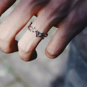 Vintage Thorn Ring with Adjustable Fit 9 S23778a09c61e4c228c225e4181499d90q