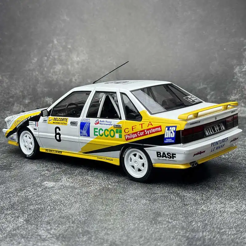 Renault R21 Turbo Gr.A 1:18 Diecast Model 2 Renault R21 Turbo Gr.A 1:18 Diecast Model - Image 2