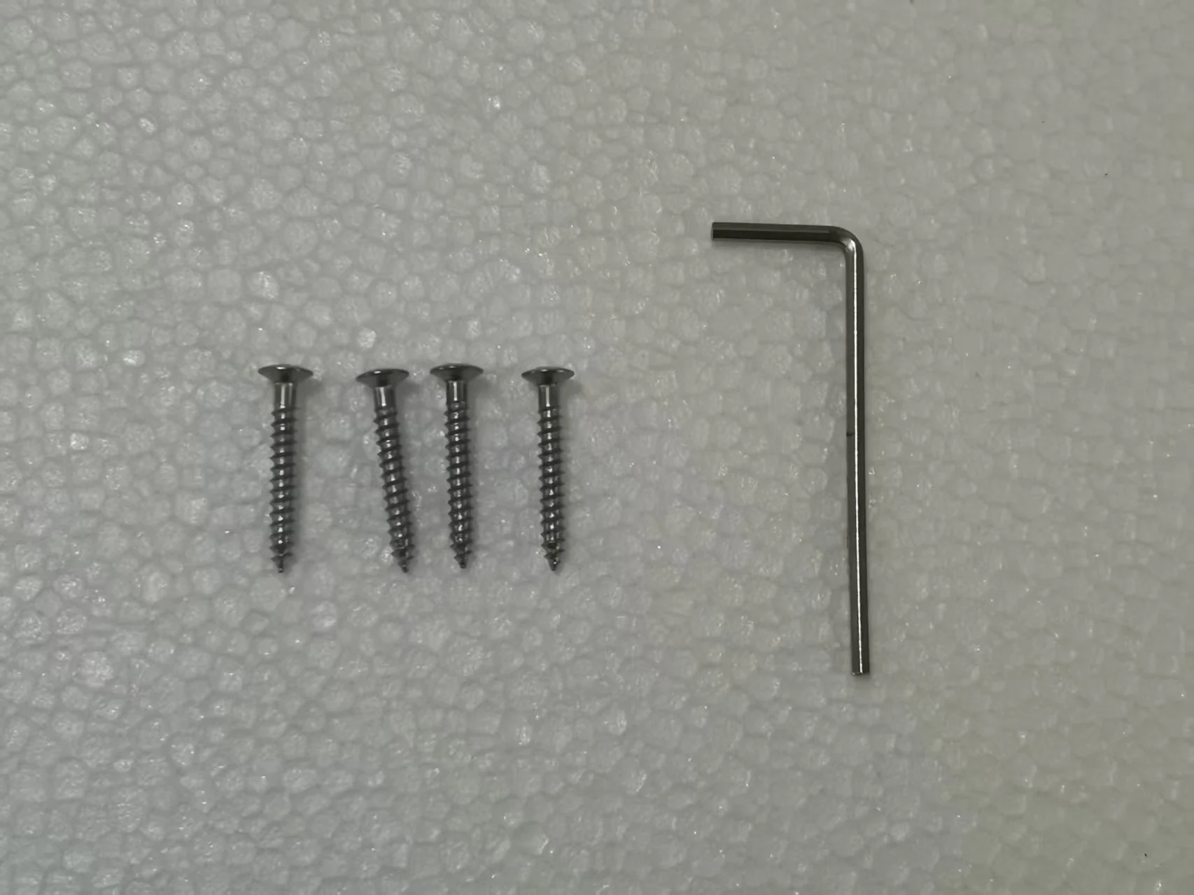 Chrome Vintage Bass Bridge for 4-String Guitars 4 Chrome Vintage Bass Bridge for 4-String Guitars - Image 4