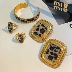 S2458fa004a6d47e297cdbb1f3ebeca54m