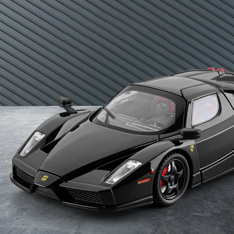 Red 1:24 Scale Alloy Sports Car Model 2 Red 1:24 Scale Alloy Sports Car Model - Image 2